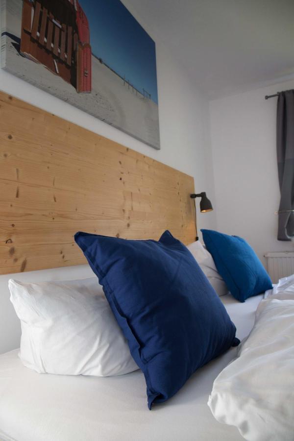 วัทท์ลอดจ์ Bed & Breakfast นอร์เดน ภายนอก รูปภาพ