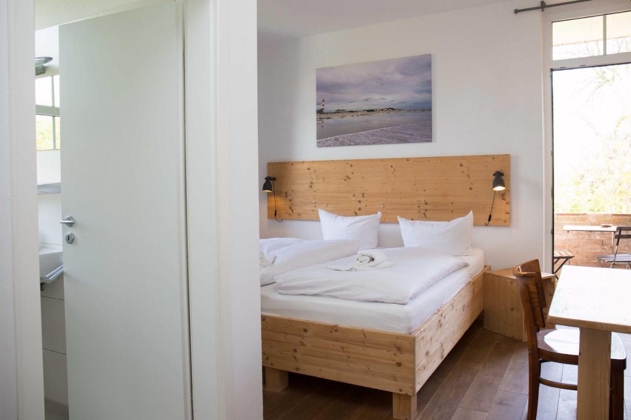 วัทท์ลอดจ์ Bed & Breakfast นอร์เดน ภายนอก รูปภาพ